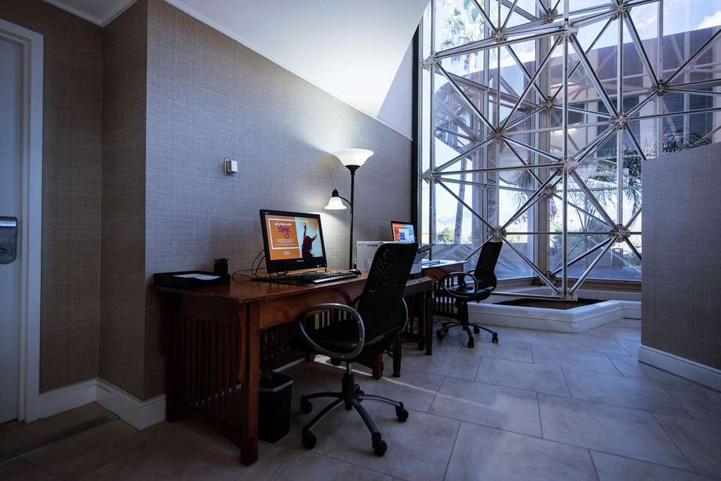 Hilton Tucson East Hotel Facilities photo